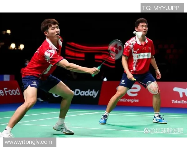 深圳羽毛球队配合问题引发热议球员间默契与战术执行的争论 深圳羽毛球队配合问题引发热议球员间默契与战术执行的争论