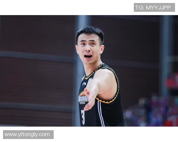 足球明星受伤揭秘骨折部位大曝光引发球迷热议 足球明星受伤揭秘骨折部位大曝光引发球迷热议